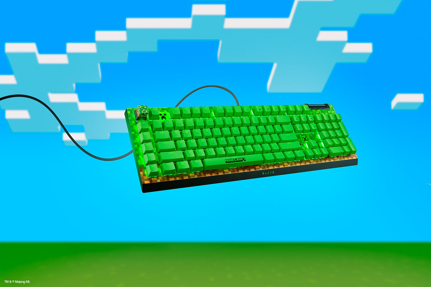 Razer BlackWidow V4 X | Limited Minecraft Edition | Green Switches Gaming Keyboard